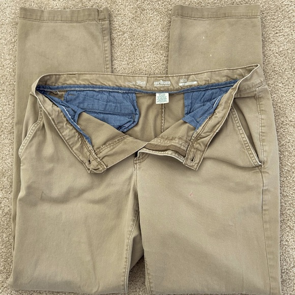 Urban Pipeline Ultimate Flex Khaki Mens Pants Size 36” x 34” Slim Straight Leg - Picture 2 of 7